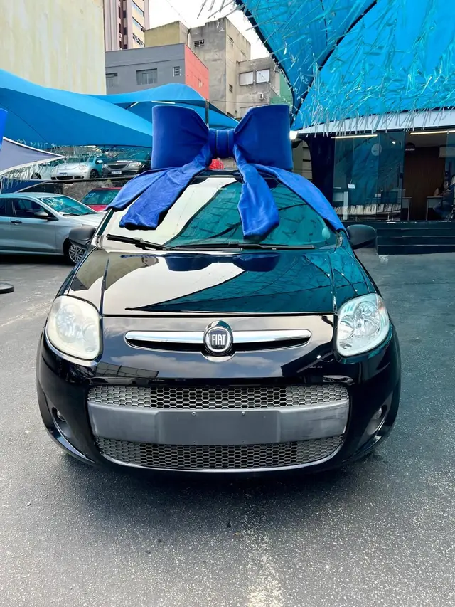 Carro Fiat Palio 2013 Attractive 1.4 8V (Flex)