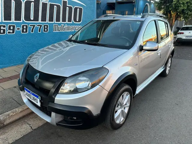 Carro Renault Sandero Stepway 2013 Rip Curl 1.6 16V (Flex)