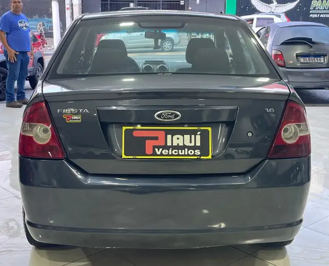 Carro Ford Fiesta Sedan 2009 Class 1.6 (Flex)