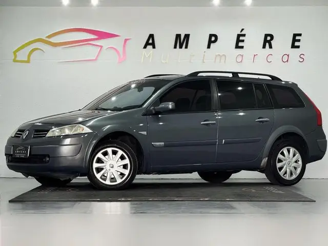 Carro Renault Megane Grand Tour 2011 Mégane Grand Tour Dynamique 1.6 16V (flex)