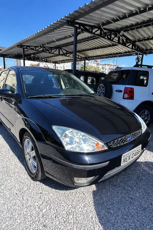 Carro Ford Focus Hatch 2008 GLX 1.6 8V
