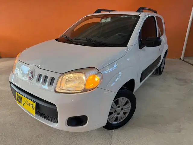 Carro Fiat Uno 2014 Vivace 1.0 8V (Flex) 2p
