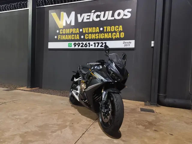Moto Honda CB 650R 2022 (ABS)