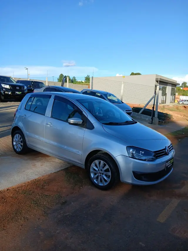 Carro Volkswagen Fox 2011 1.6 8V (Flex)