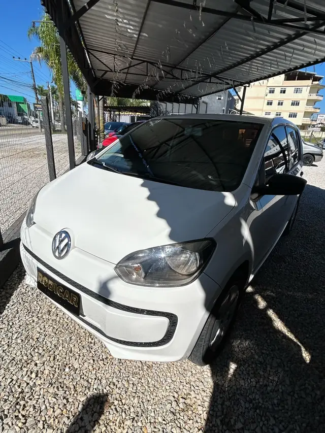 Carro Volkswagen Up! 2017 1.0 12v E-Flex take up! 2p