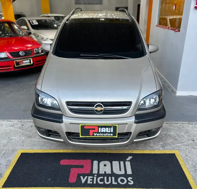 Carro Chevrolet Zafira 2012 Elegance 2.0 (Flex) (Aut)