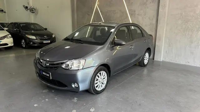 Carro Toyota Etios Sedan 2016 XLS 1.5 (Flex)