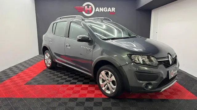 Carro Renault Sandero Stepway 2017 Rip Curl 1.6 8V Easy-R (Flex)