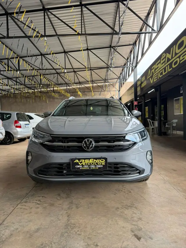 Carro Volkswagen Nivus 2024 Highline 200 TSI
