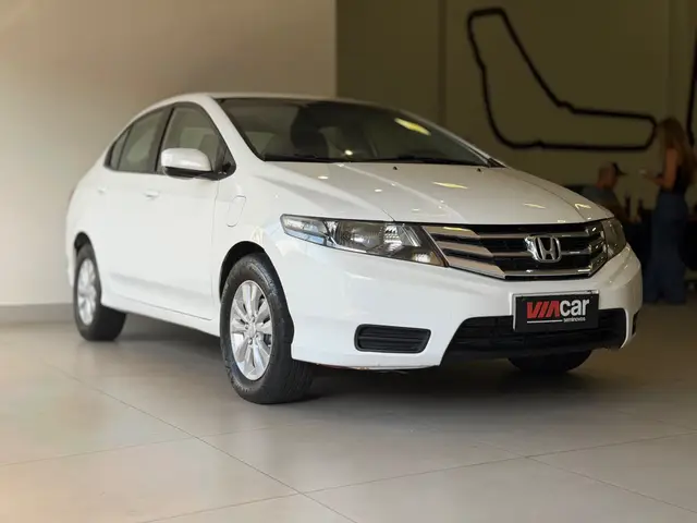 Carro Honda City 2013 LX 1.5 16V (flex)