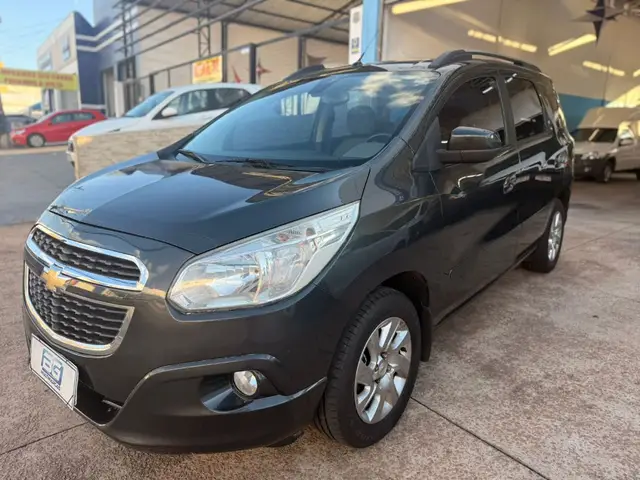 Carro Chevrolet Spin 2017 LTZ 7S 1.8 (Flex) (Aut)