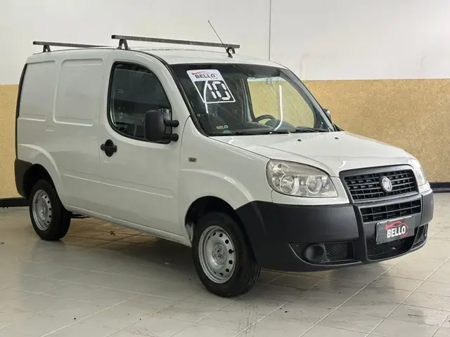 Carro Fiat Doblò 2010 1.4 8V (Flex)