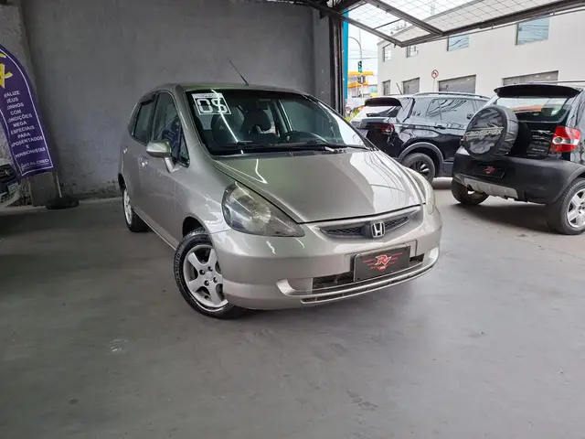 Carro Honda Fit 2005 LXL 1.4