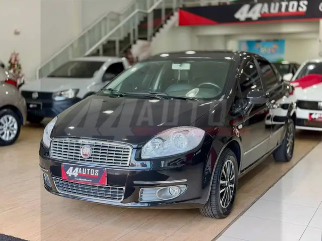 Carro Fiat Linea 2014 Absolute 1.8 16V Dualogic (Flex)