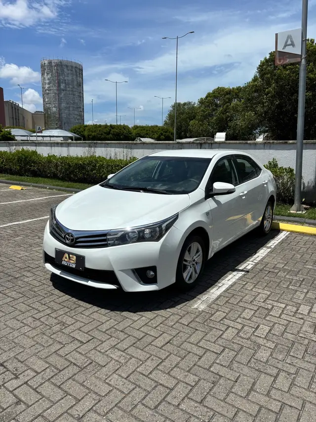 Carro Toyota Corolla 2016 1.8 GLi (Aut.)