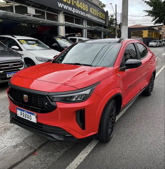 Carro Fiat Fastback 2025 Abarth