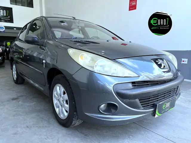 Carro Peugeot 207 2009 Hatch XR Sport 1.4 8V (flex)
