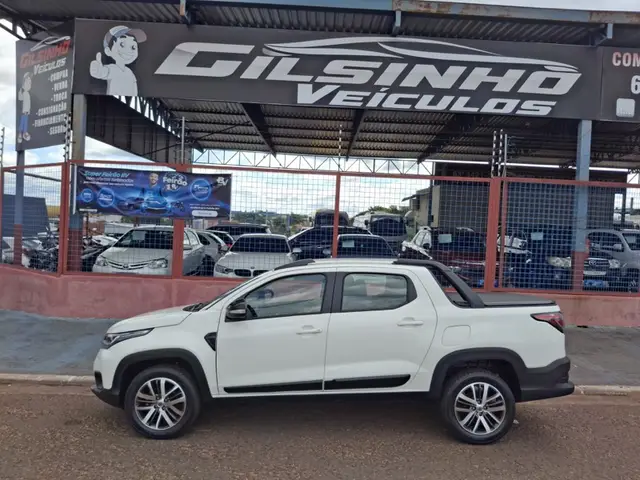 Carro Fiat Strada 2024 Volcano 1.3 Flex 8V CD Aut.