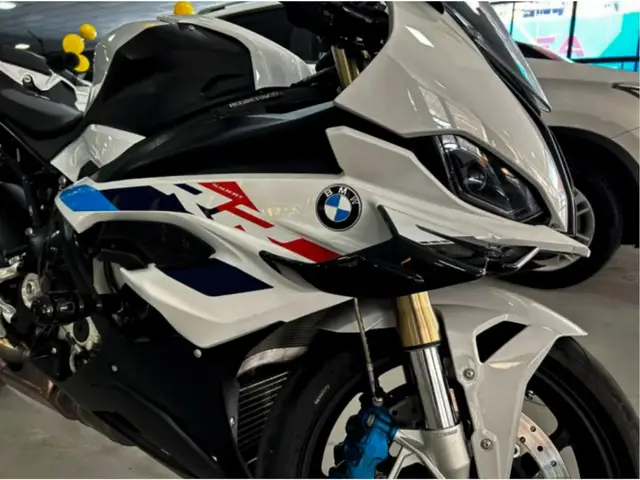 Moto BMW S 1000 RR 2024 M