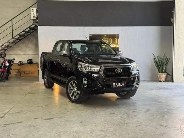 Carro Toyota Hilux Cabine Dupla 2016 Hilux 2.8 TDI SRX CD 4x4 (Aut)