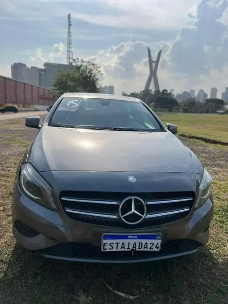 Carro Mercedes-Benz Classe A  2015 200 Style 1.6 DCT Turbo