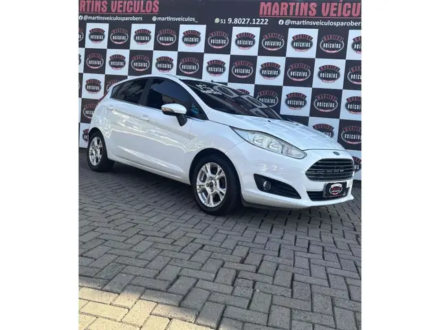 Carro Ford New Fiesta Sedan 2015 1.6 SE (Flex)
