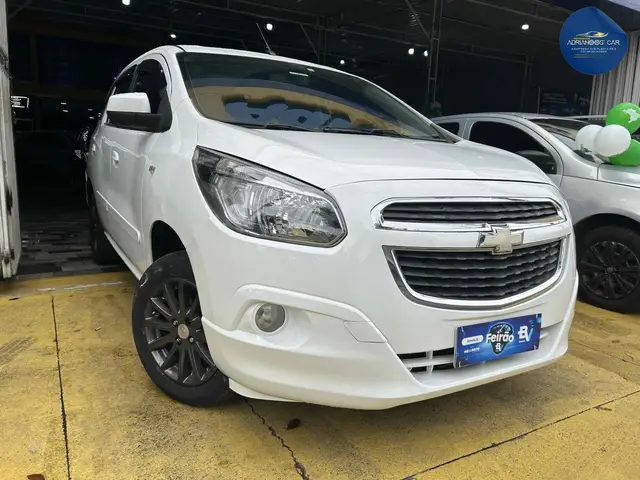 Carro Chevrolet Spin 2013 LT 5S 1.8 (Aut) (Flex)