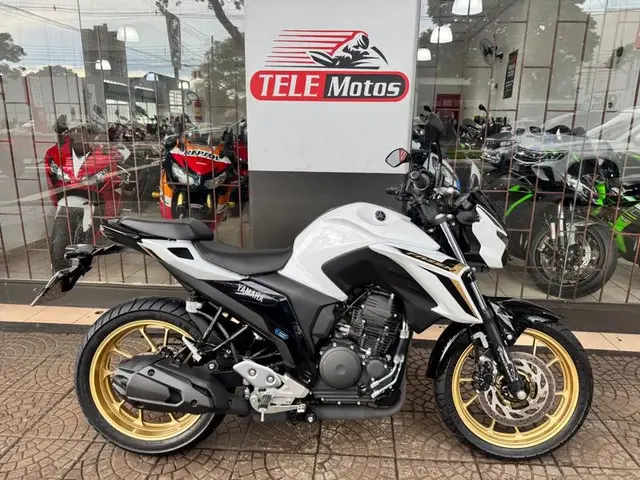 Moto Yamaha Fazer FZ25 2025 Flex