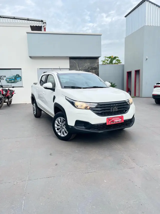 Carro Fiat Strada 2023 Freedom 1.3 CD (Flex)