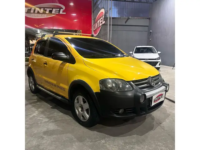 Carro Volkswagen CrossFox 2009 1.6 (Flex)