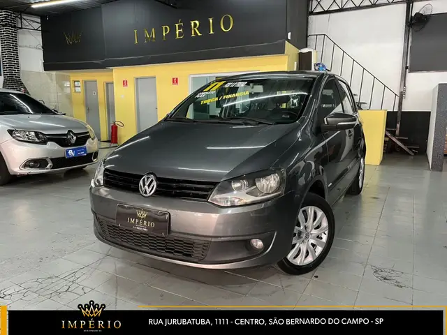 Carro Volkswagen Fox 2011 1.0 8V (Flex) 4p