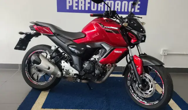 Moto Yamaha Fazer FZ15 2024 ABS