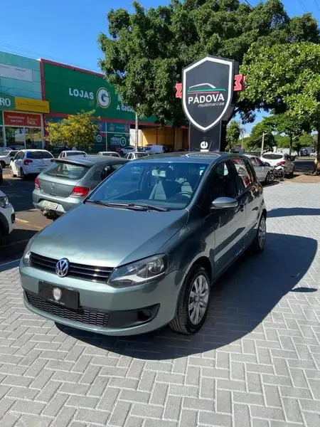 Carro Volkswagen Fox 2010 1.0 8V (Flex) 4p