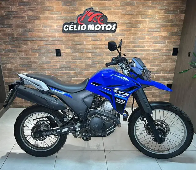 Moto Yamaha XTZ 250 Lander 2023 ABS