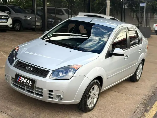 Carro Ford Fiesta Sedan 2009 1.6 (Flex)