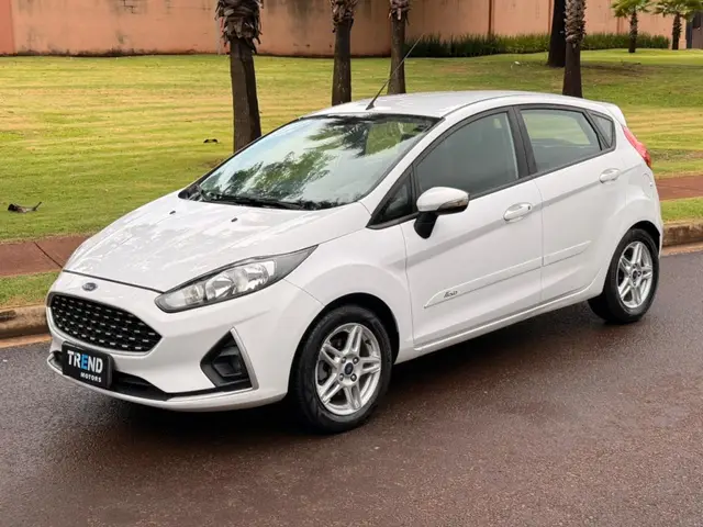Carro Ford New Fiesta Hatch 2018 New Fiesta SEL 1.6 16V