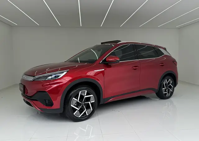 Carro BYD Yuan Plus 2024 EV