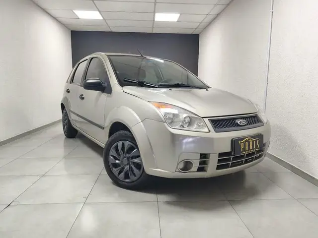 Carro Ford Fiesta Hatch 2010 1.0 (Flex)