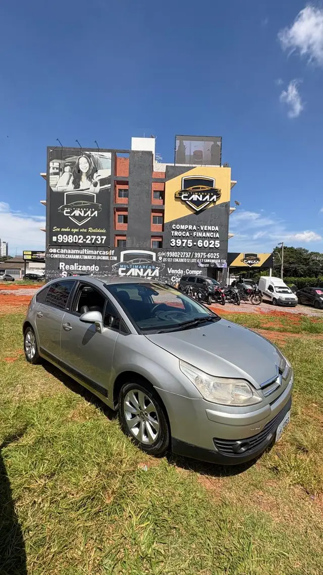 Carro Citroën C4 2010 Excl./Excl. Solar. 2.0 Flex 16V Mec.