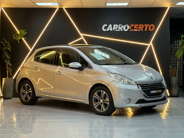 Carro Peugeot 208 2014 Griffe 1.6 16V (Flex) (Aut)