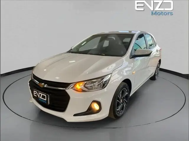 Carro Chevrolet Onix 2024 LT 1.0