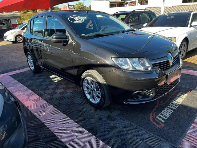 Carro Renault Sandero 2016 Expression 1.6 8V (Flex)