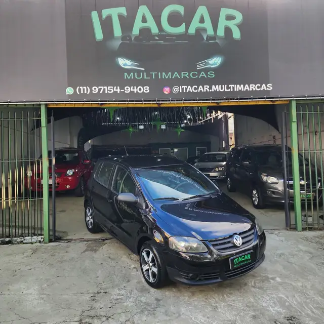Carro Volkswagen Fox 2010 1.0 8V (Flex) 4p