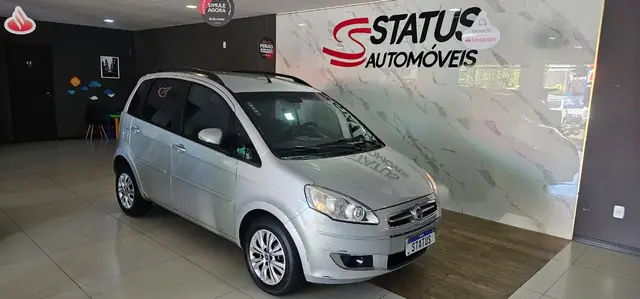 Carro Fiat Idea 2014 Attractive 1.4 8V (Flex)