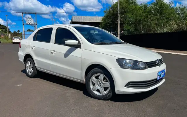 Carro Volkswagen Voyage 2015 1.0 TEC City (Flex)