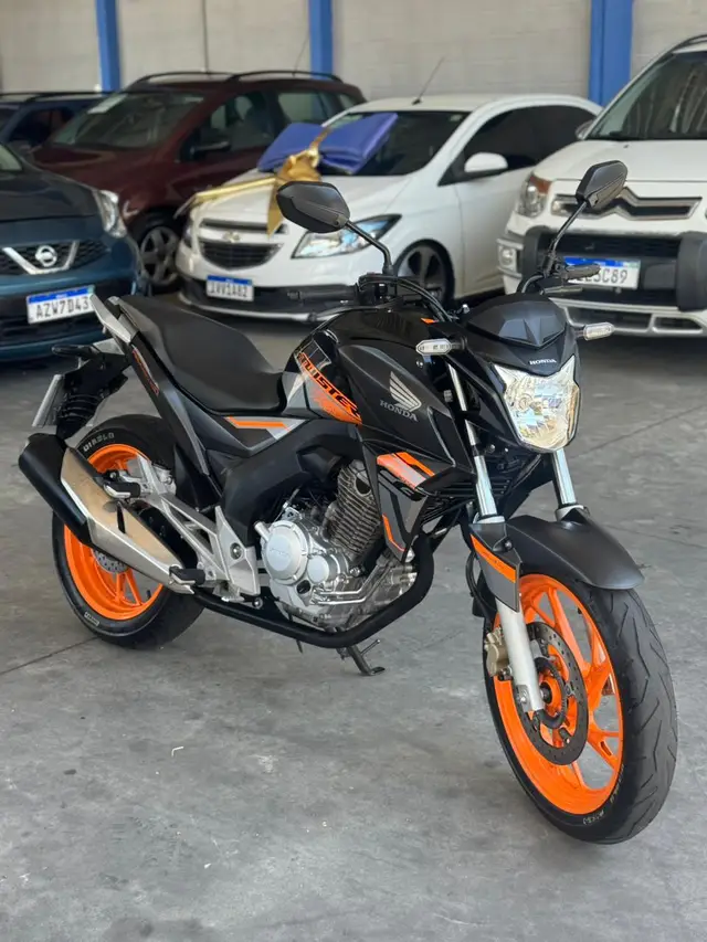 Moto Honda CB 250F Twister 2021 (CBS)