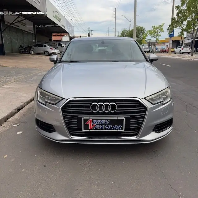 Carro Audi A3 2017 1.4 TFSI Ambiente Tiptronic (Flex)