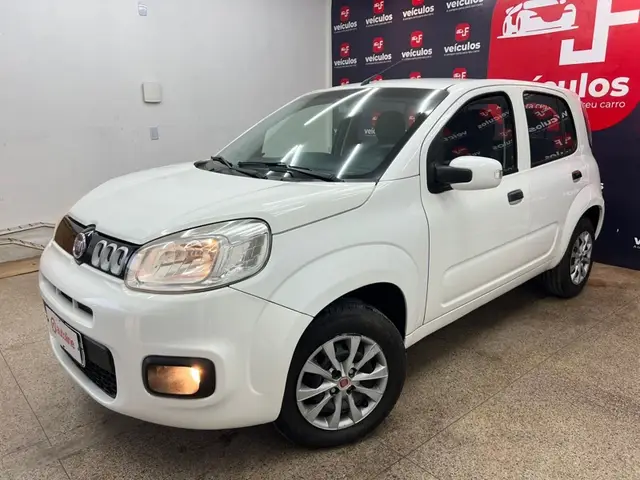 Carro Fiat Uno 2016 Evolution 1.4 8V (Flex) 4p