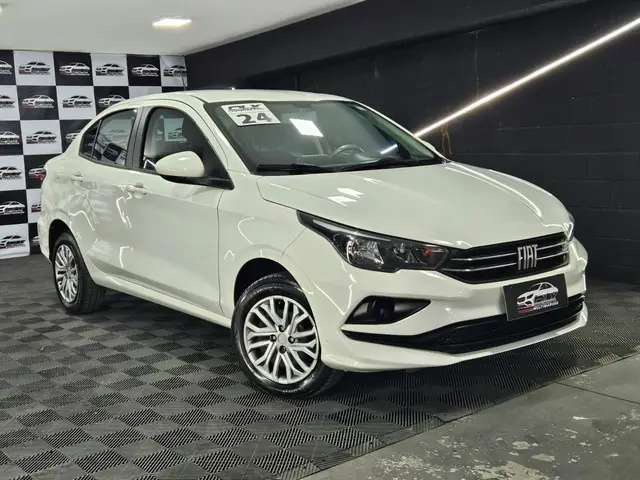 Carro Fiat Cronos 2023 Drive 1.3 (Flex) MT