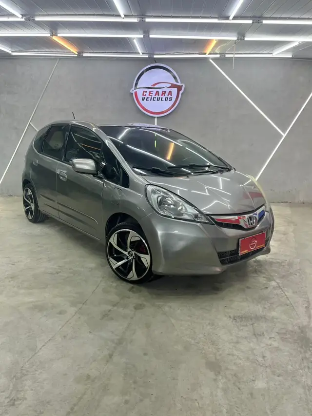 Carro Honda Fit 2013 LX 1.4 (flex)